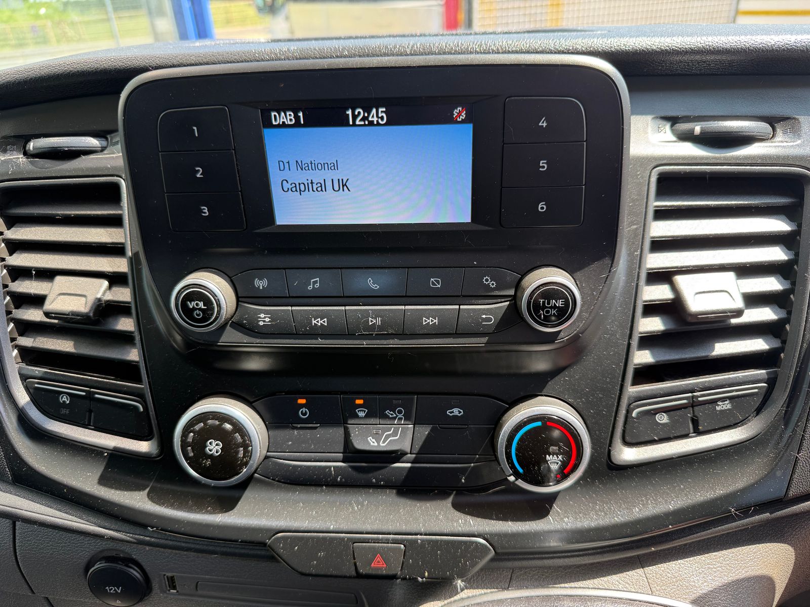 2022 Ford Transit 2.0L Diesel Manual - 55,000 Miles - Thumbnail 28