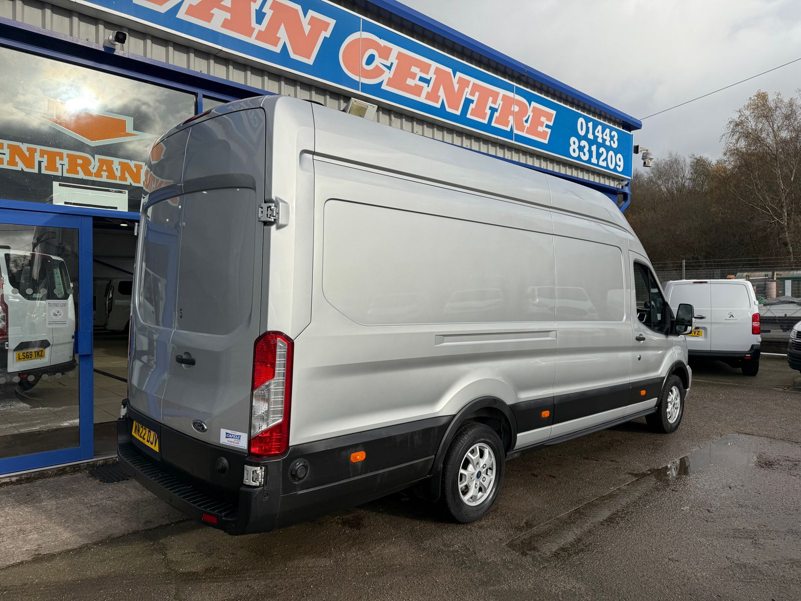 2022 Ford Transit 2.0L Diesel Manual - 57,000 Miles - Thumbnail 14