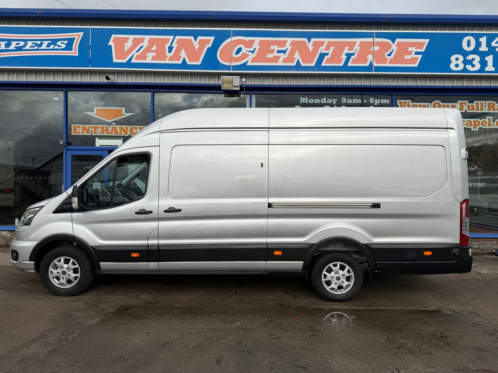 2022 Ford Transit 2.0L Diesel Manual - 57,000 Miles - Thumbnail 8