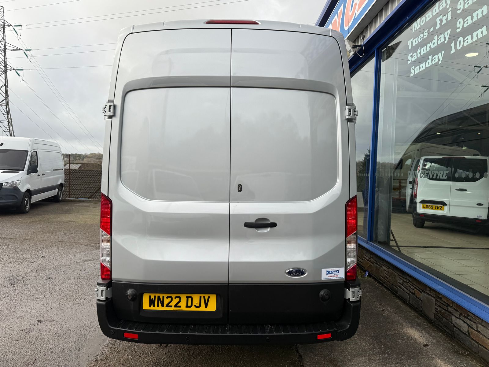 2022 Ford Transit 2.0L Diesel Manual - 57,000 Miles - Thumbnail 12