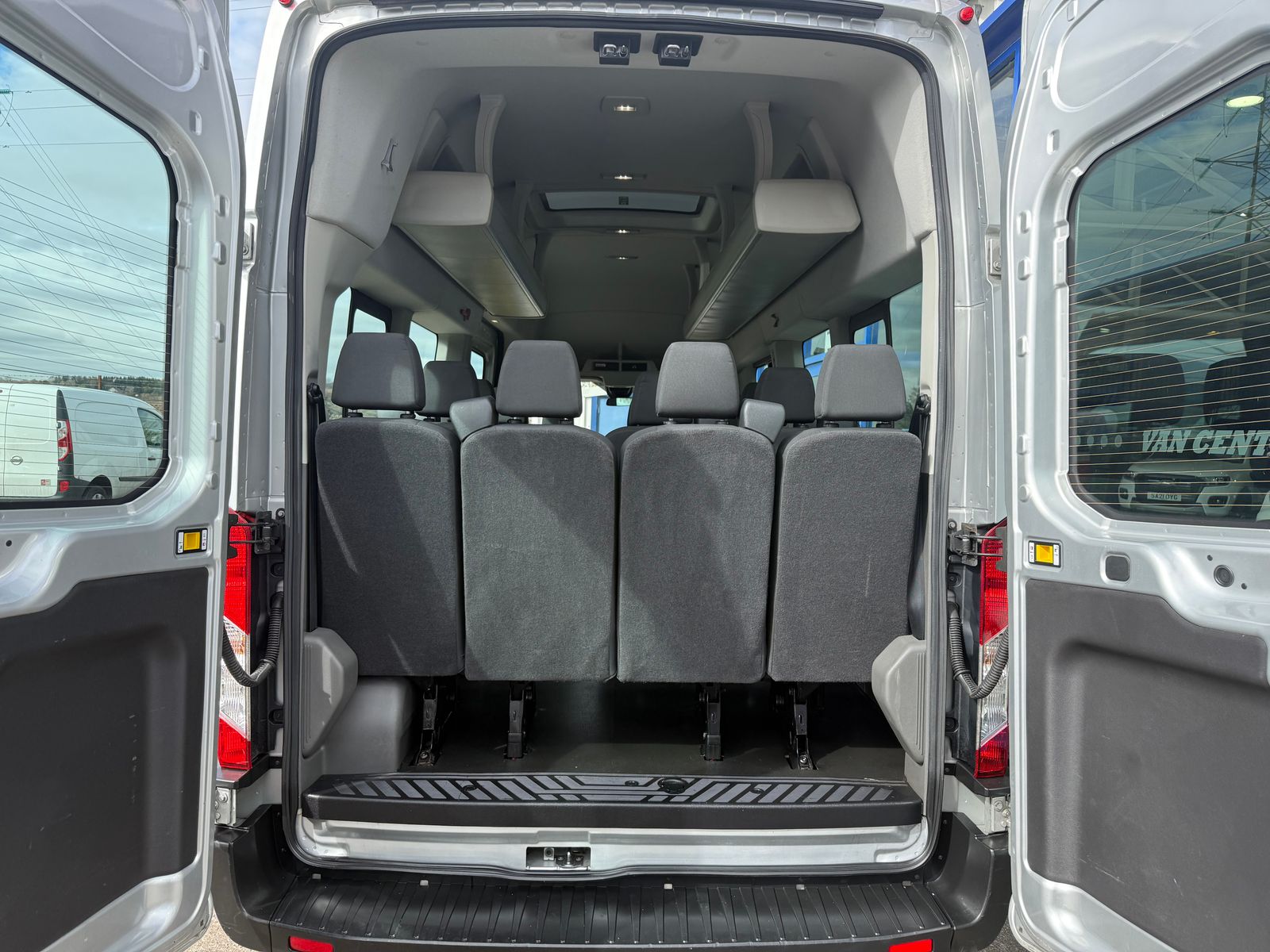 2019 Ford Transit 2.0L Diesel Manual - 69,000 Miles - Thumbnail 30