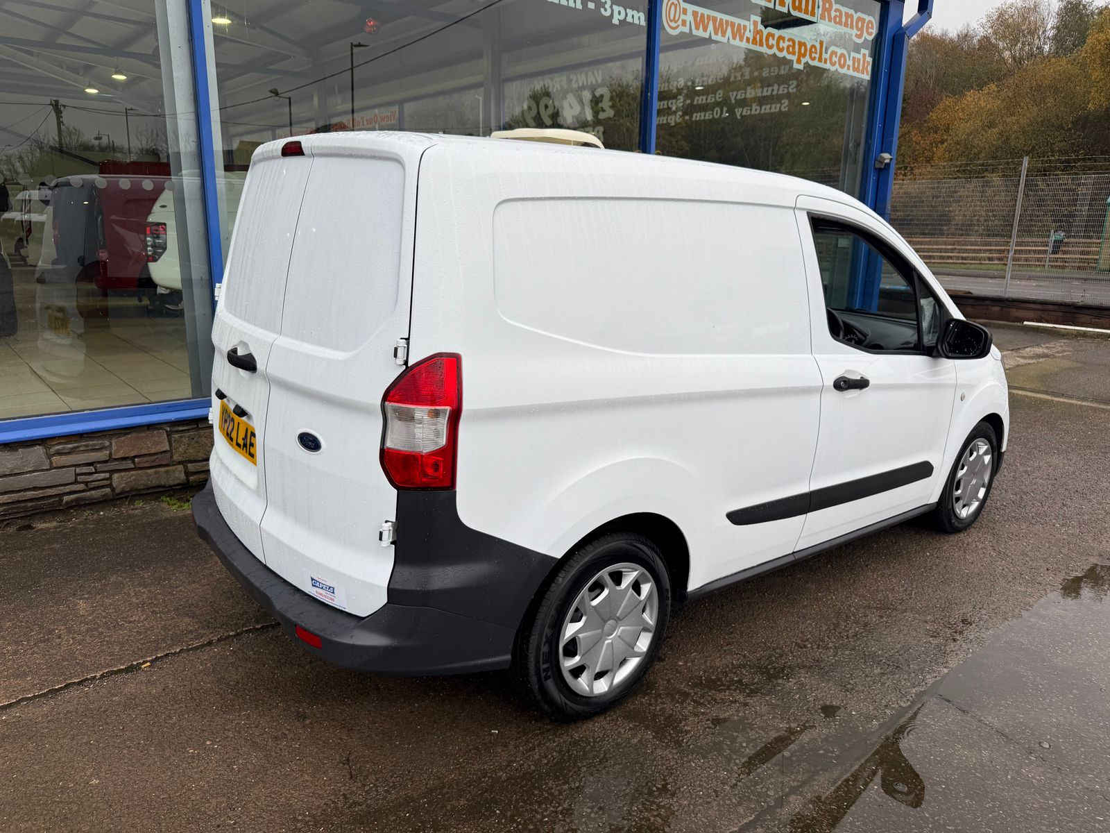 2022 Ford Transit Courier 1.5L Diesel Manual - Thumbnail 14