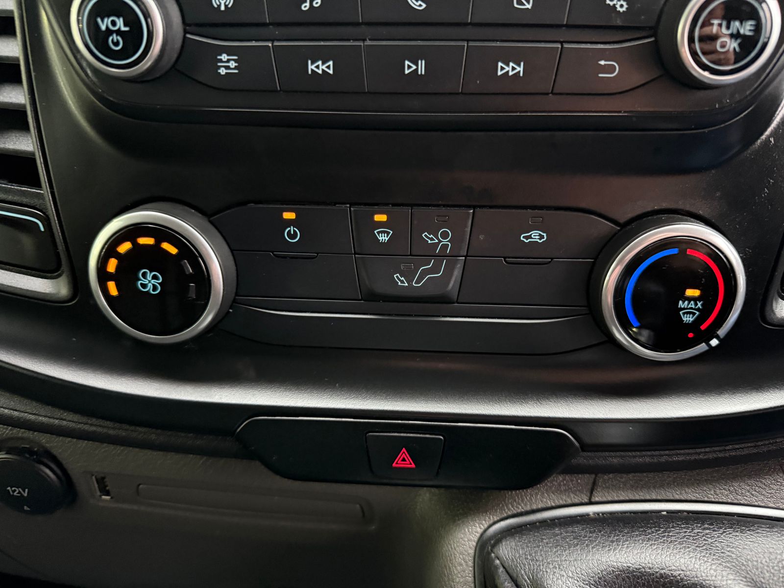 2022 Ford Transit Custom 2.0L Diesel Manual - 76k Miles - Thumbnail 30