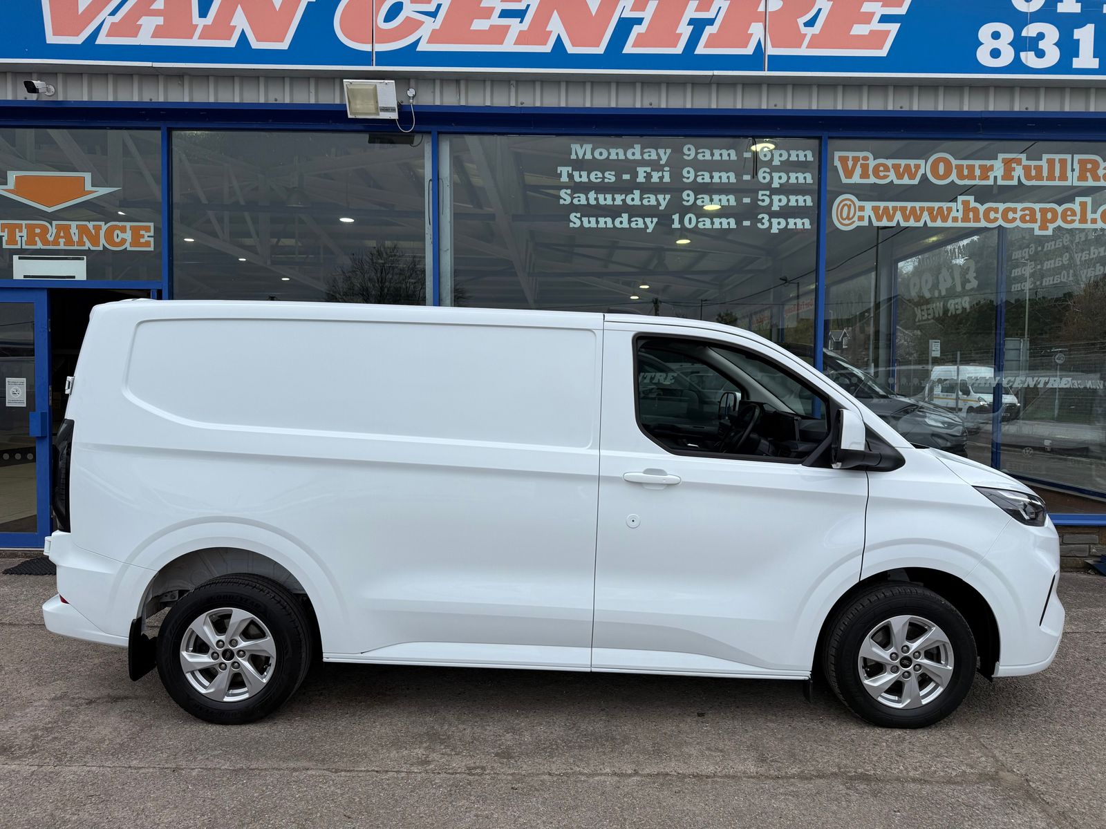 2024 Ford Transit Custom 2.0L Diesel Manual - Thumbnail 16