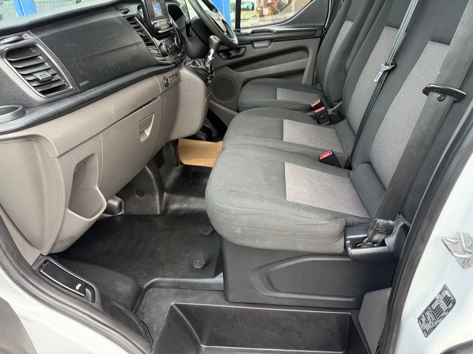 2019 Ford Transit Custom 2.0L Diesel Manual - 104k Miles - Thumbnail 20