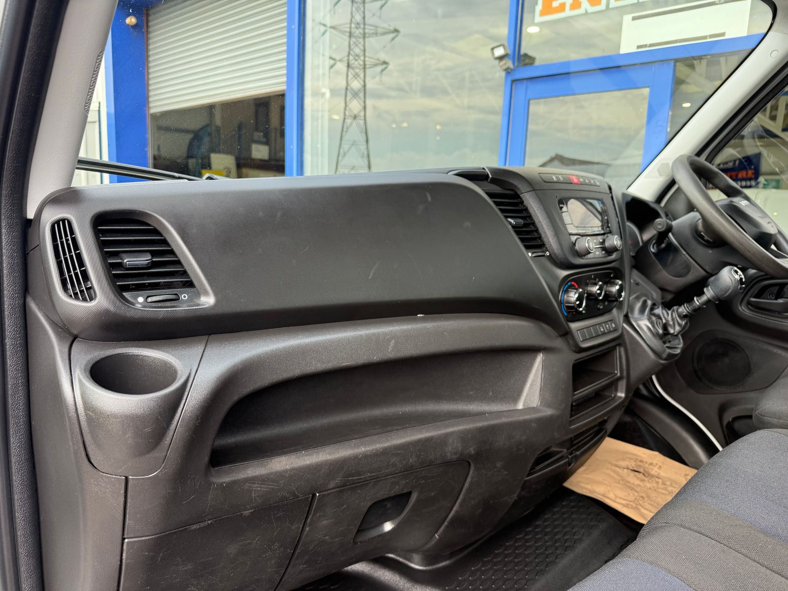 2021 IVECO DAILY 2.3L Diesel Manual - 90,000 Miles - Thumbnail 22