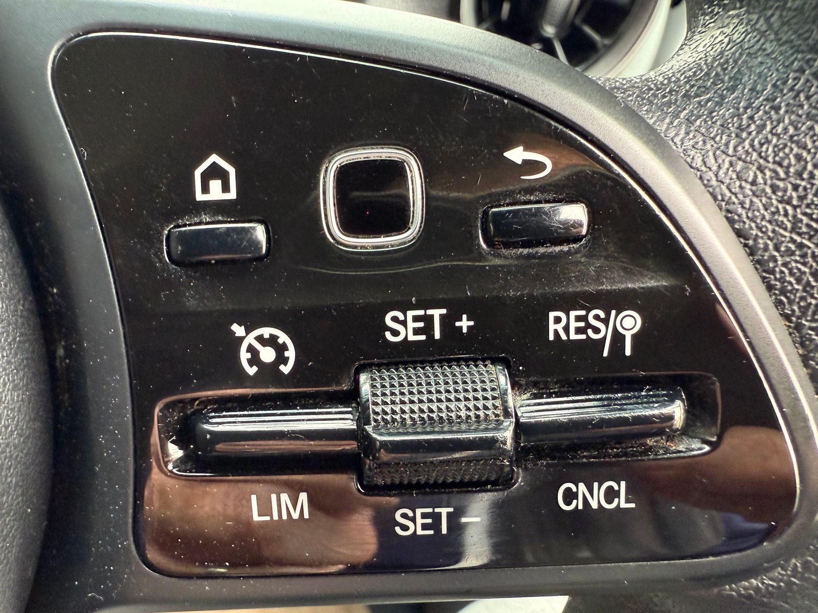 2024 Mercedes-Benz Sprinter 1.9L Diesel Manual - Thumbnail 30