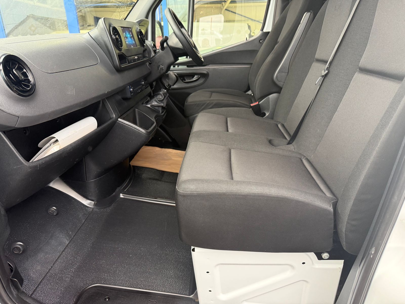 2022 Mercedes-Benz Sprinter 1.95L Diesel Manual - Thumbnail 24