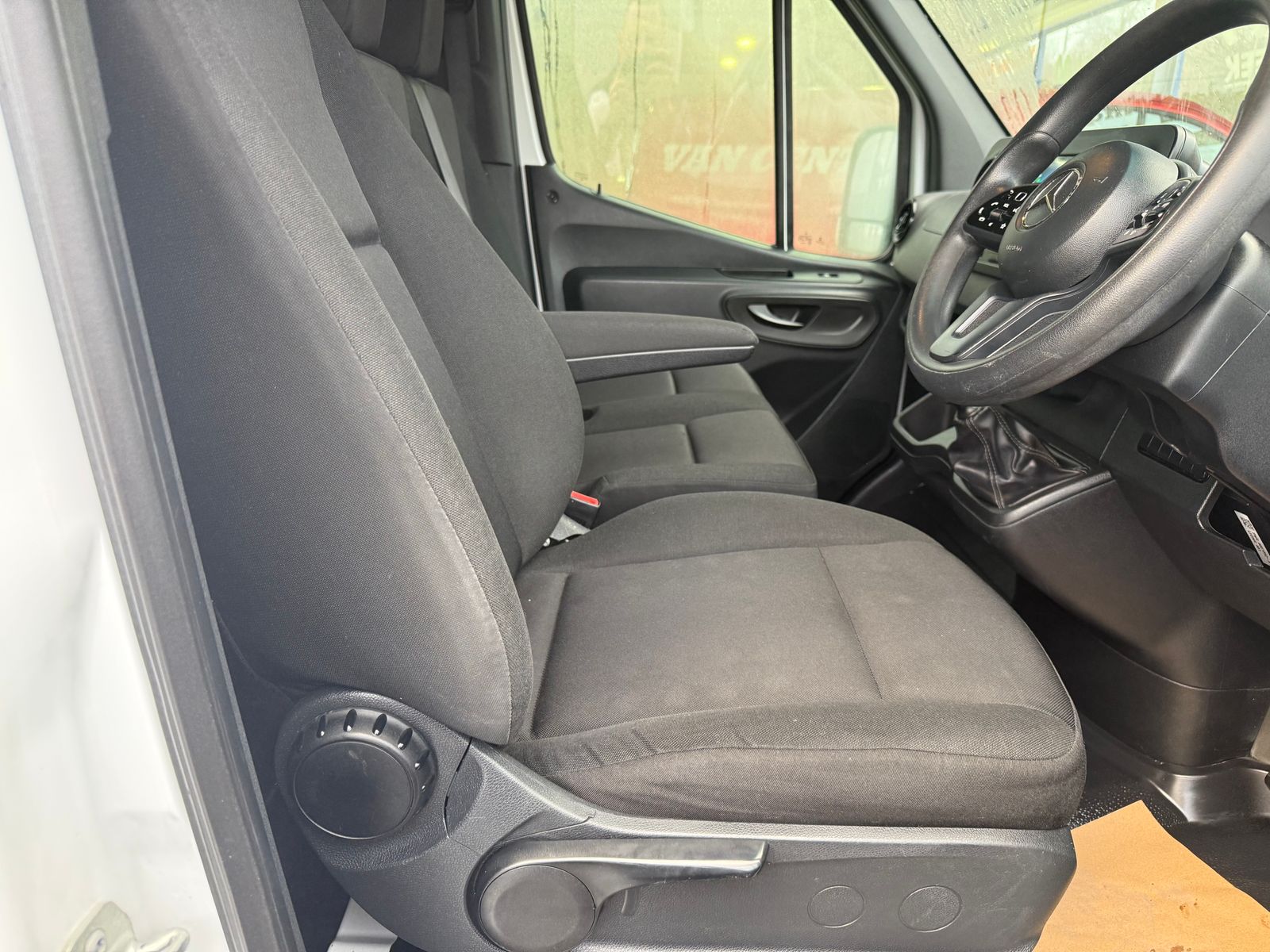 2022 Mercedes-Benz Sprinter 1.95L Diesel Manual - Thumbnail 26