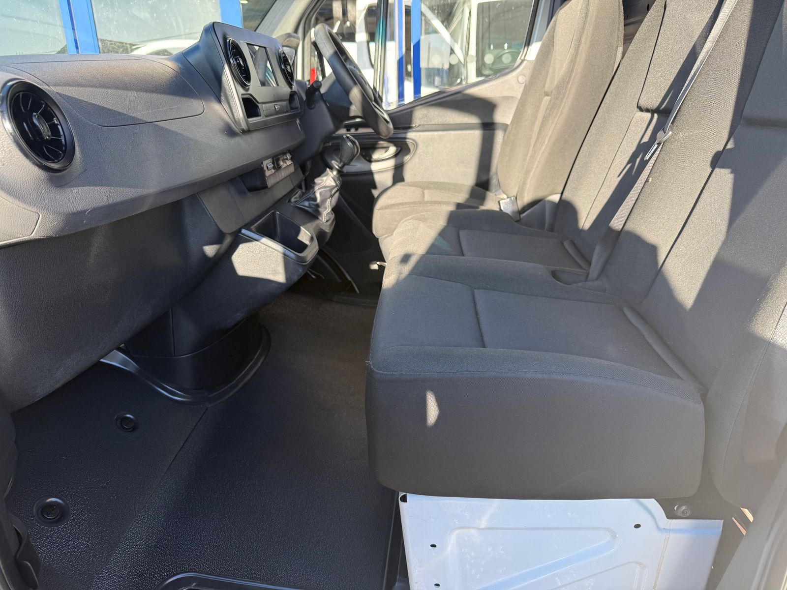 2019 Mercedes-Benz Sprinter 2.1L Diesel Manual - Thumbnail 20