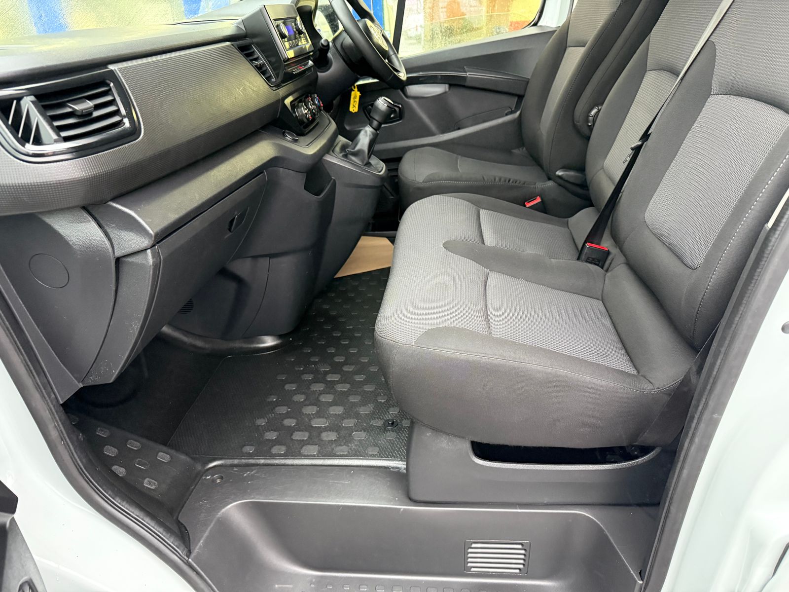 2022 NISSAN PRIMASTAR 2.0L Diesel Manual | 51,000 Miles - Thumbnail 20