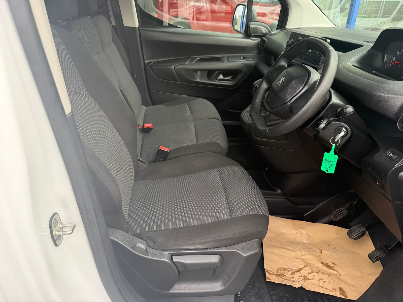 2021 PEUGEOT PARTNER 1.5L Diesel Manual Van - Thumbnail 28