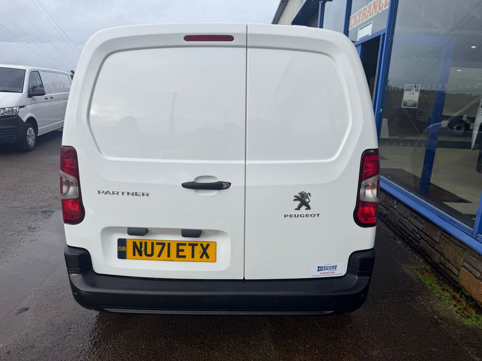 2021 PEUGEOT PARTNER 1.5L Diesel Manual Van - Thumbnail 12