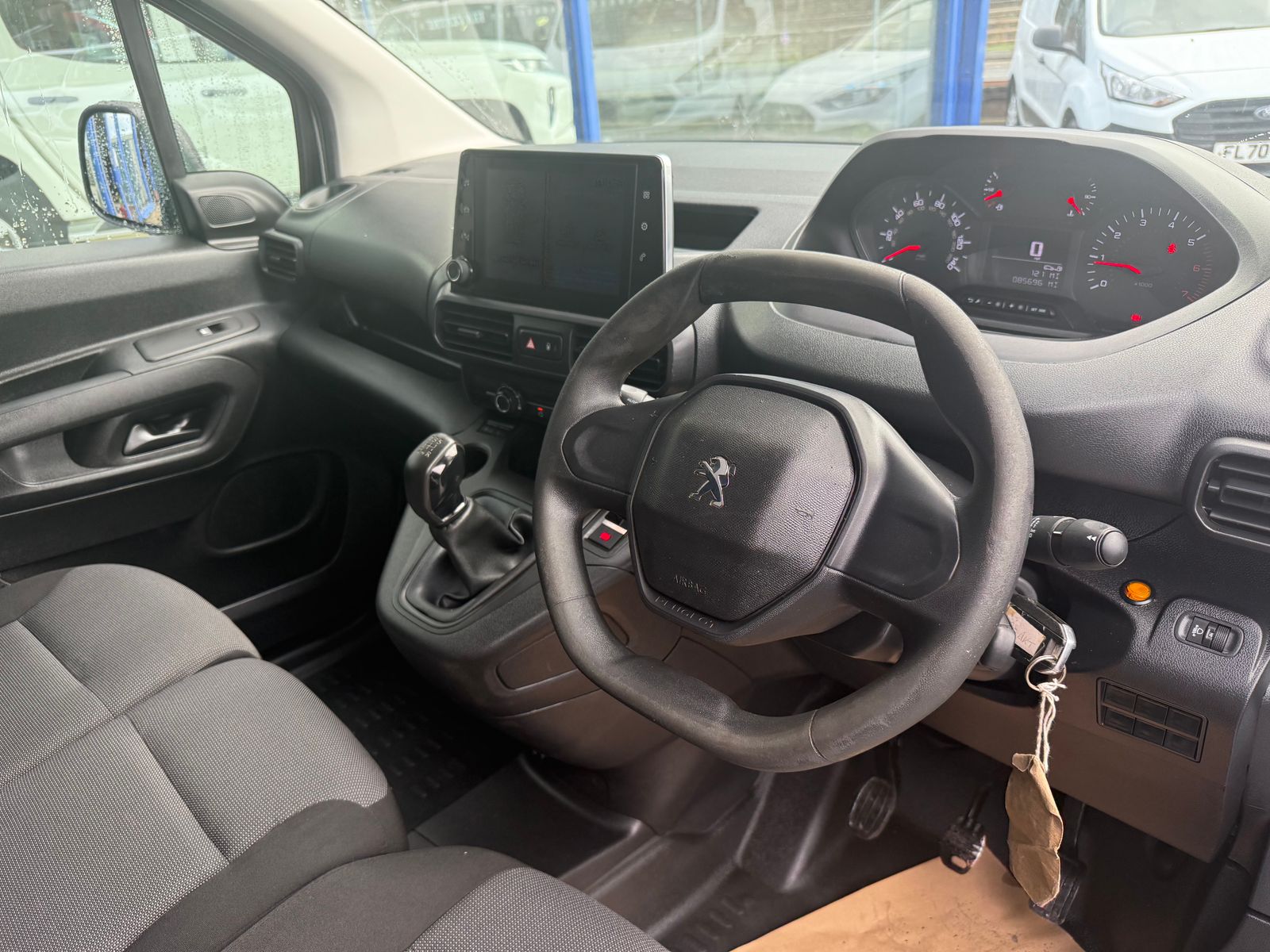 2020 PEUGEOT PARTNER 1.5L Diesel Manual - Thumbnail 30