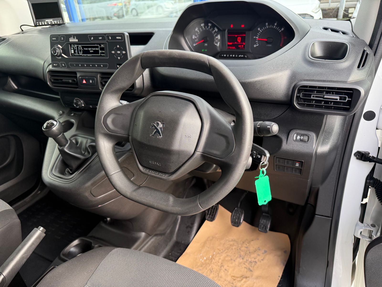 2020 PEUGEOT PARTNER 1.5L Diesel Manual - 79,000 Miles - Thumbnail 24