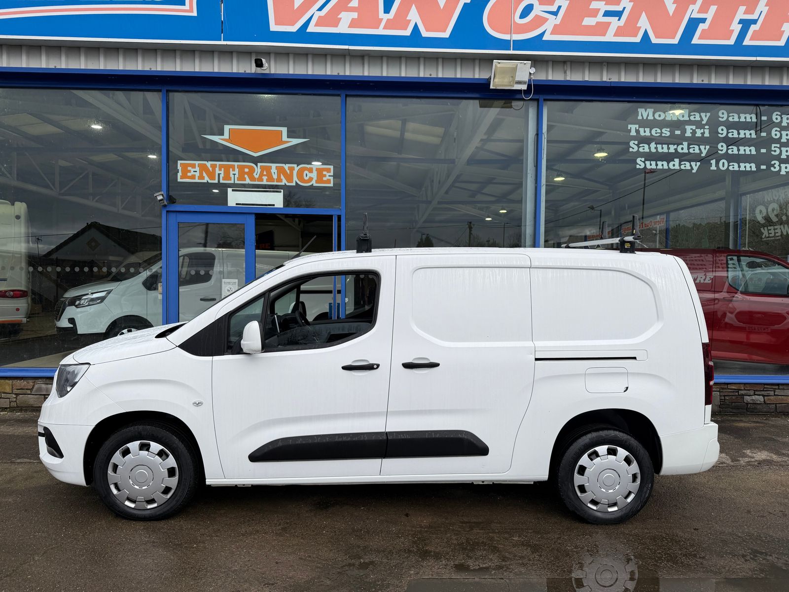 2020 Vauxhall Combo 1.5L Diesel Manual - Thumbnail 8