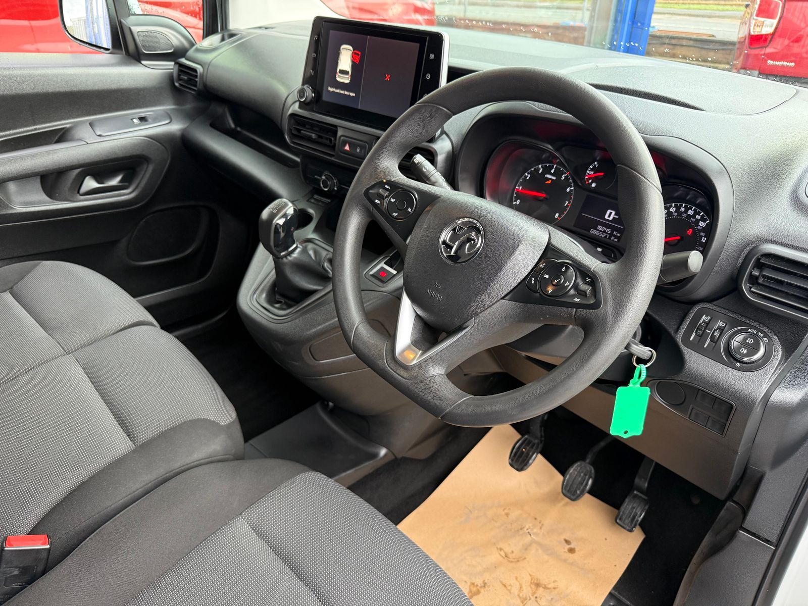 2020 Vauxhall Combo 1.5L Diesel Manual - Thumbnail 22