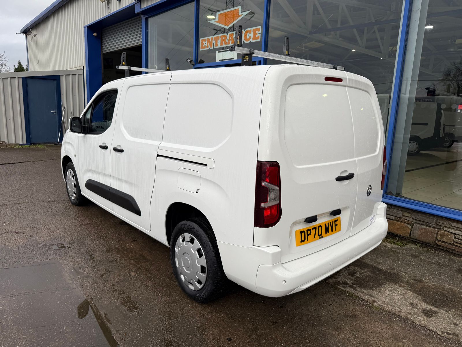 2020 Vauxhall Combo 1.5L Diesel Manual - Thumbnail 10