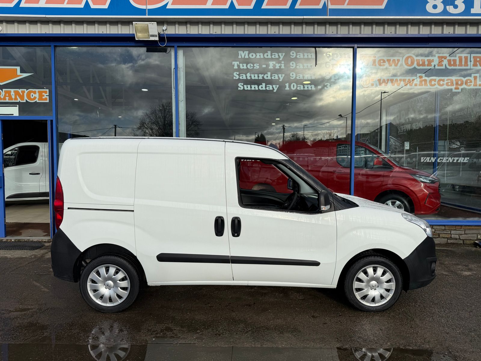 2017 VAUXHALL COMBO 1.25L Diesel Manual - 131k Miles - Thumbnail 16