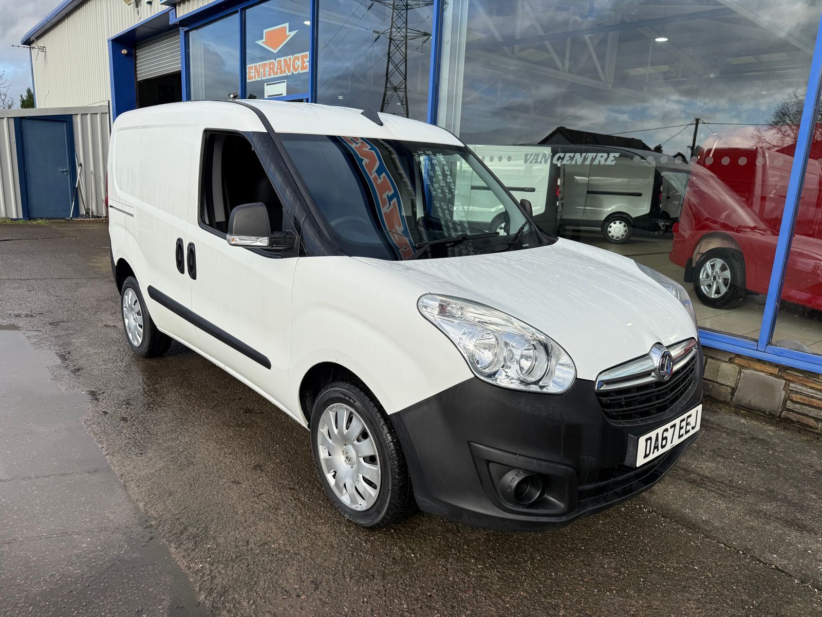 2017 VAUXHALL COMBO 1.25L Diesel Manual - 131k Miles - Thumbnail 18