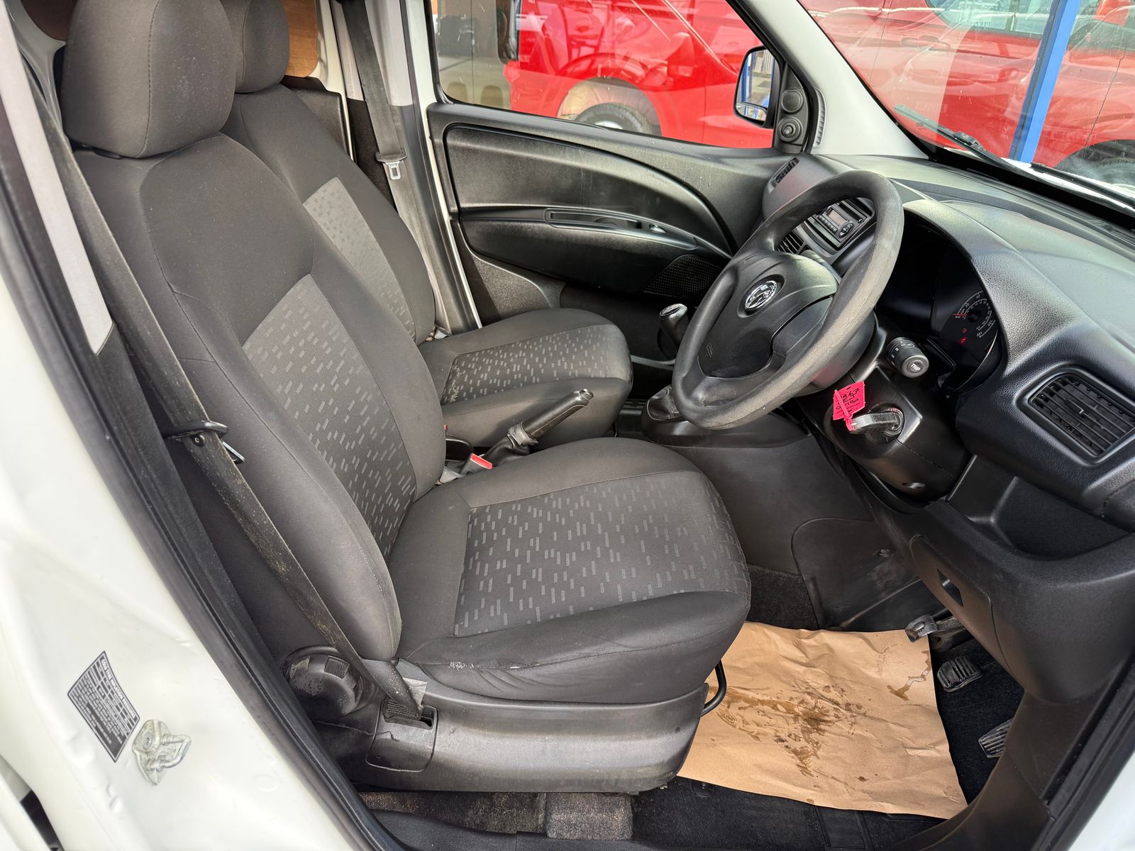 2017 VAUXHALL COMBO 1.25L Diesel Manual - 131k Miles - Thumbnail 24