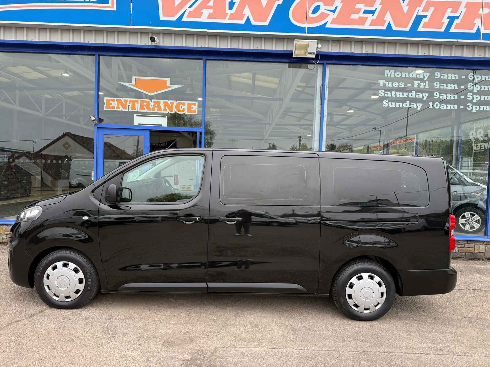 2021 Vauxhall Vivaro Life 1.5L Diesel Manual - Thumbnail 8
