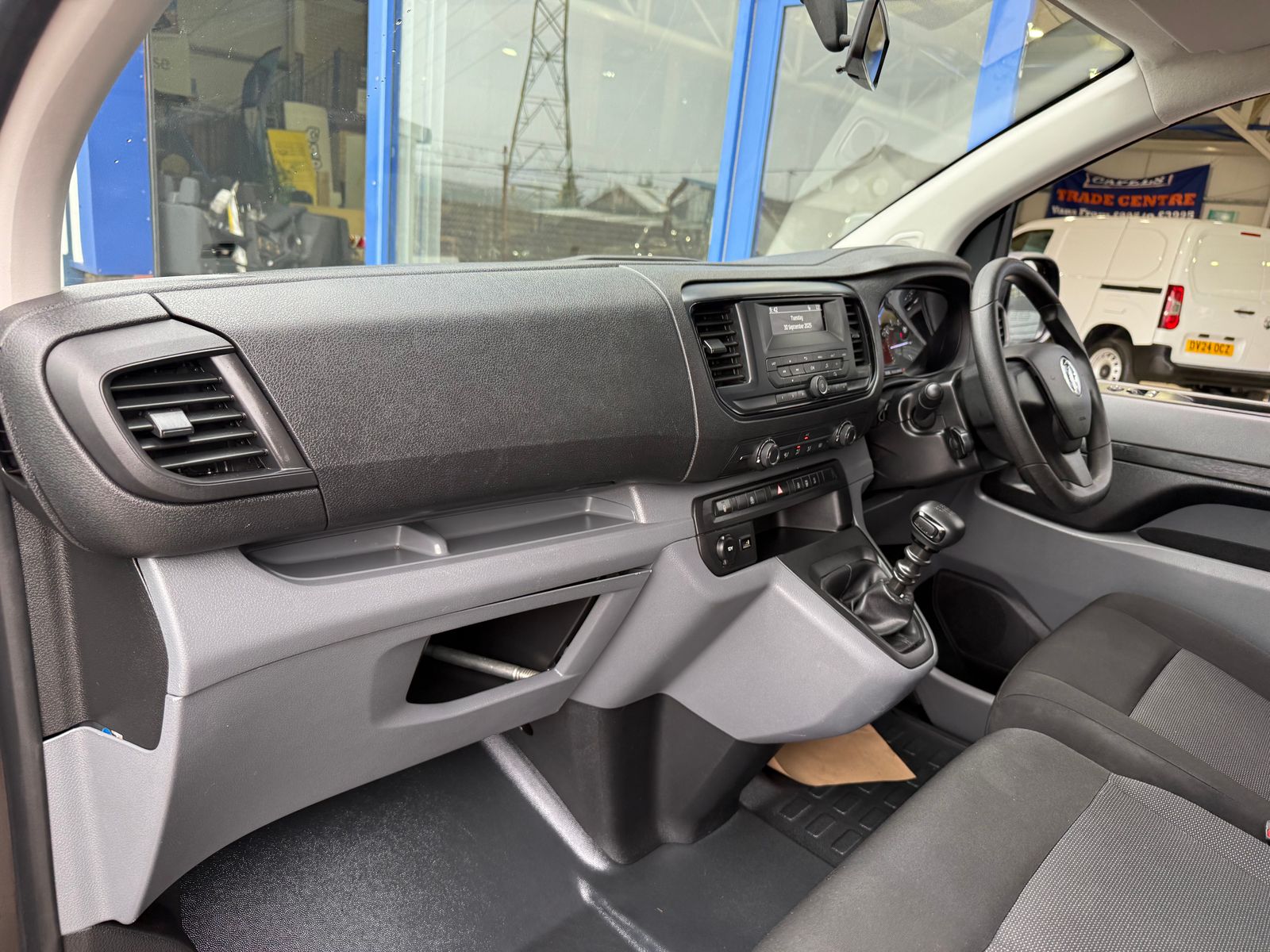 2021 Vauxhall Vivaro Life 1.5L Diesel Manual - Thumbnail 26