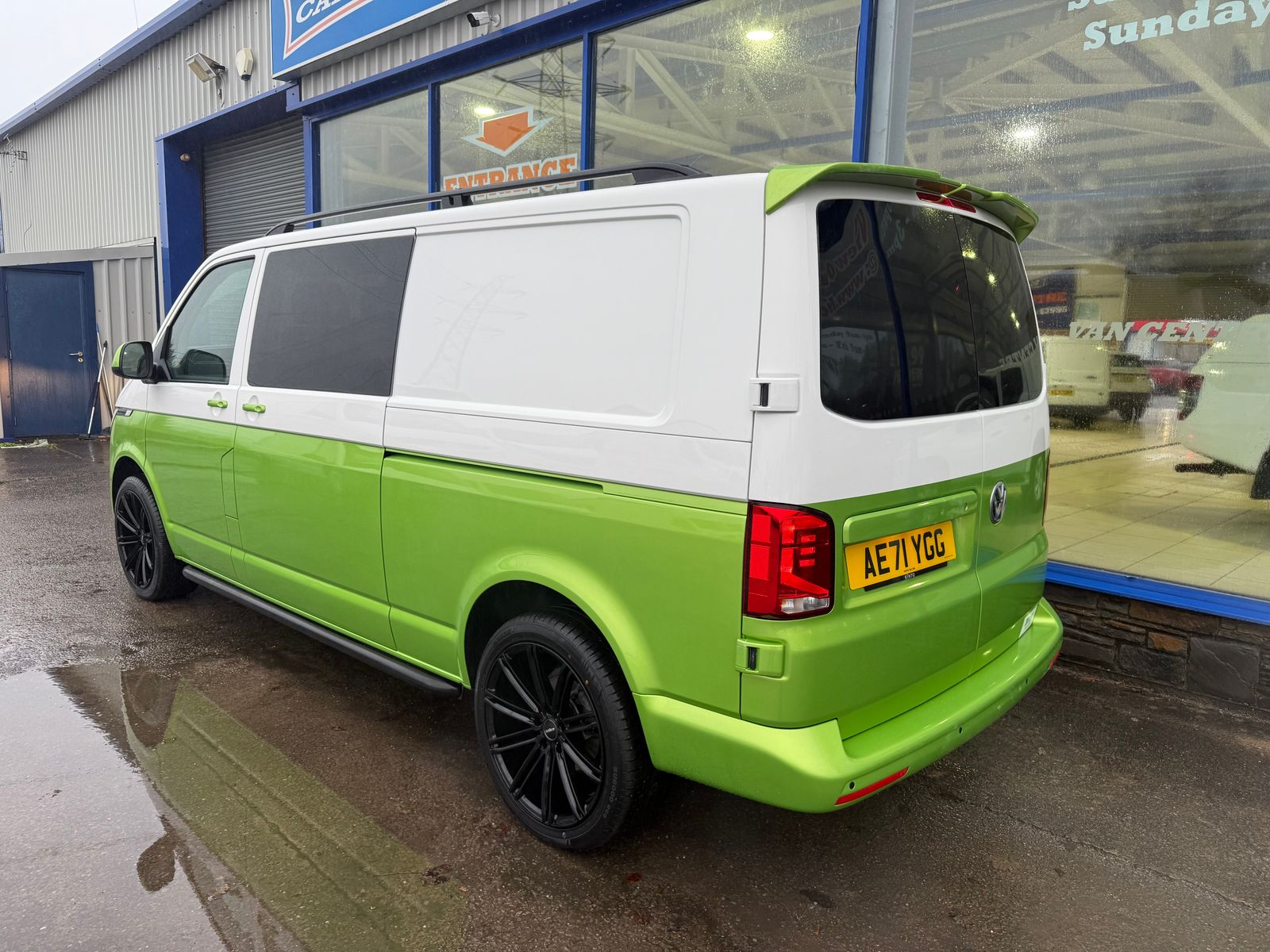 2021 Volkswagen Transporter 1.9L Diesel Manual - Thumbnail 10