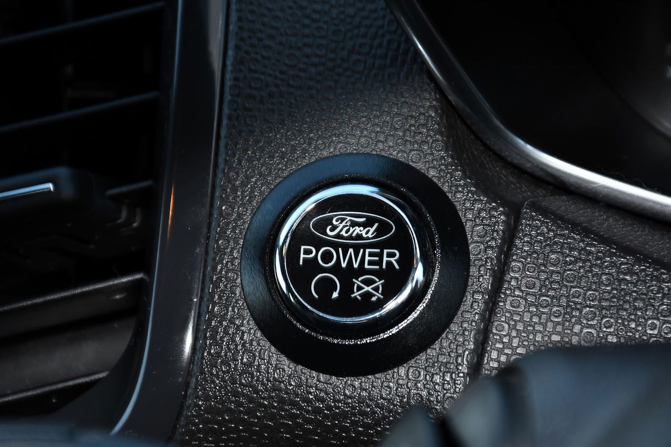 Used Ford Ecosport TITANIUM S 2016 5dr Manual (NU66VBV)