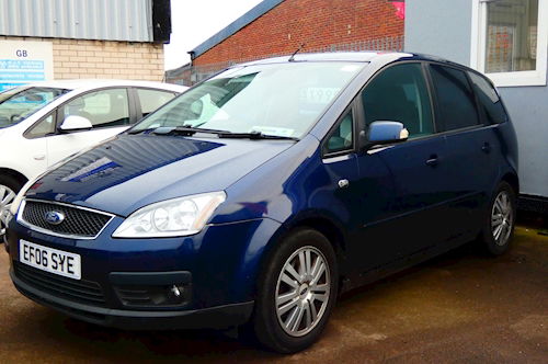 ford-focus-ghia